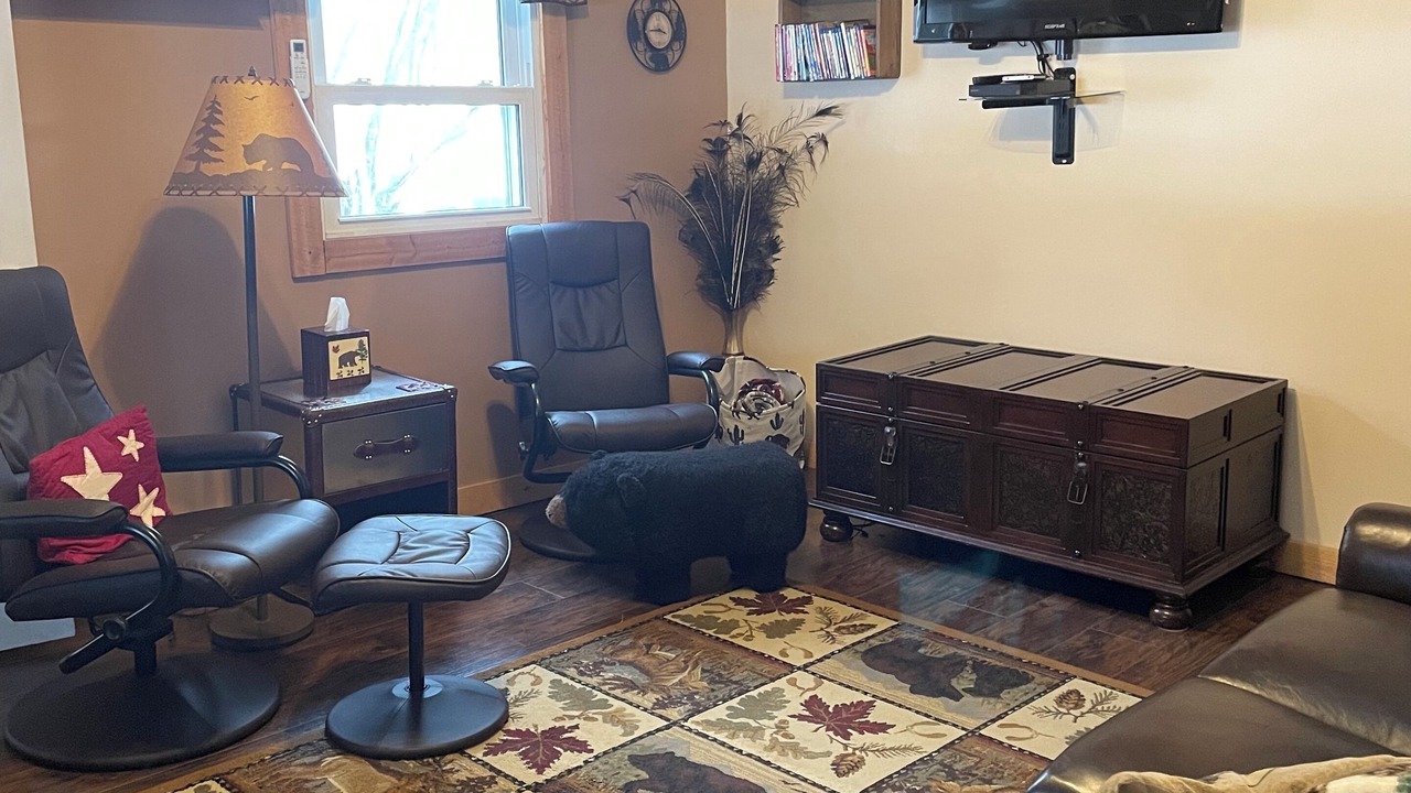 Photo of Livingroom in Custer