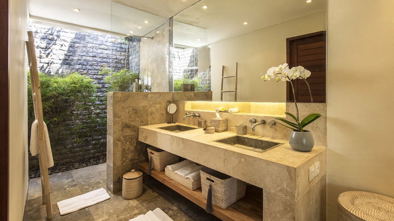 Photo of Bathroom in Dyanapura