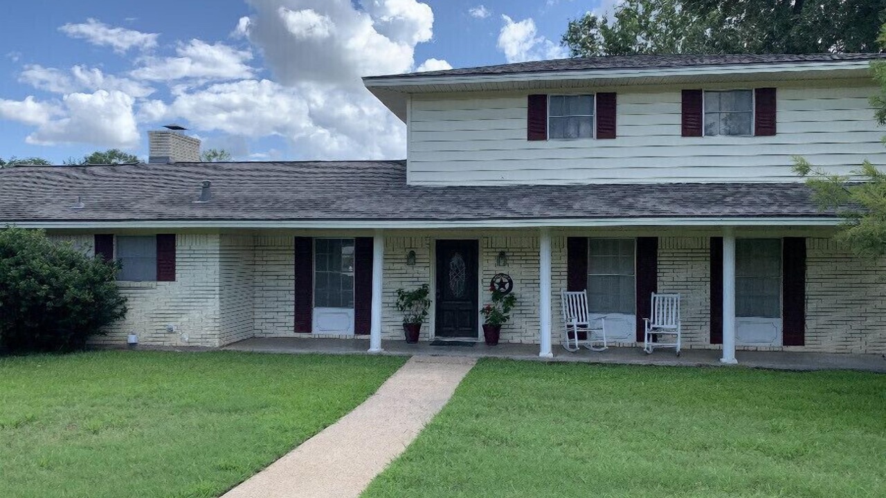 Photo of Outdoor in Bryan