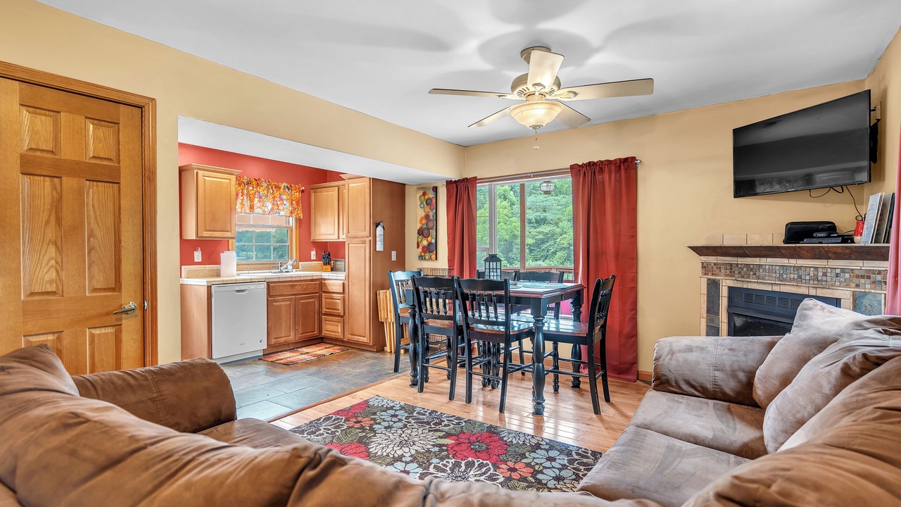 Photo of Bedroom in Winamac