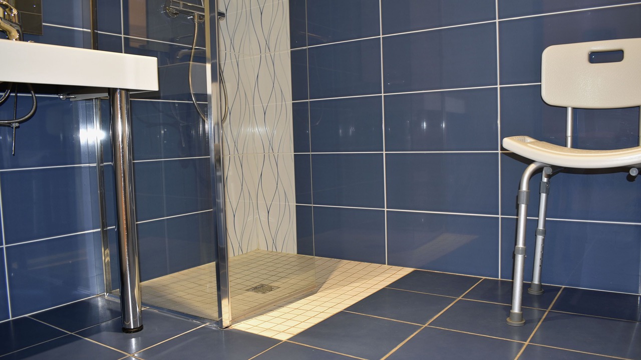 Photo of Bathroom in Cause-de-Clerans