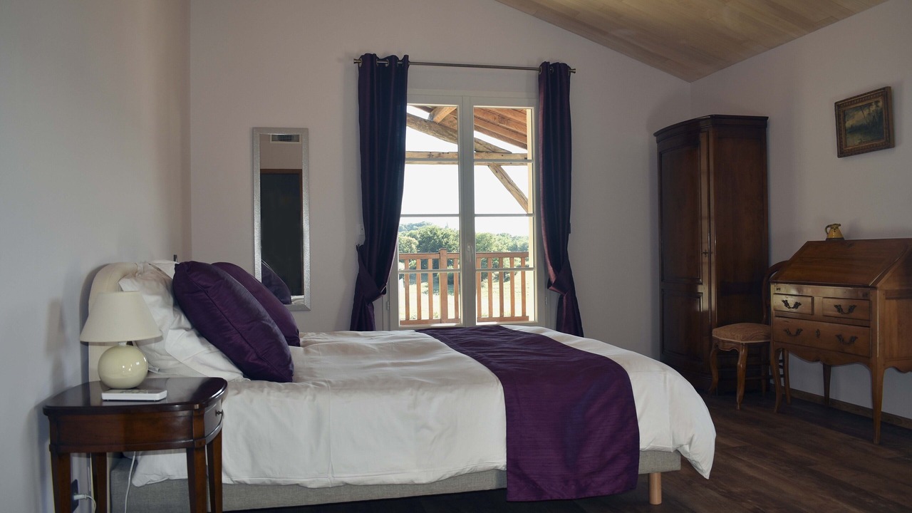 Photo of Bedroom in Cause-de-Clerans