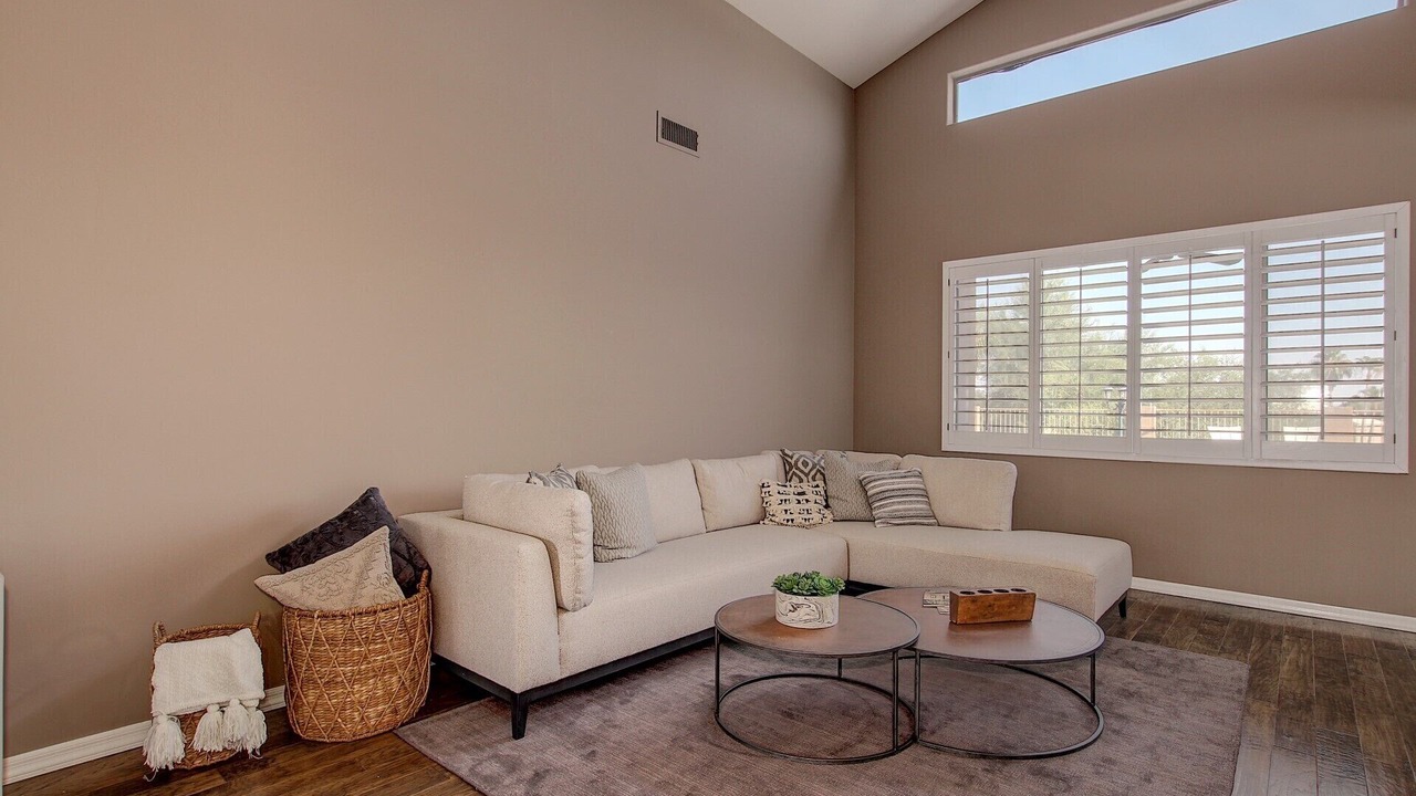 Photo of Livingroom in Arrowhead Ranch