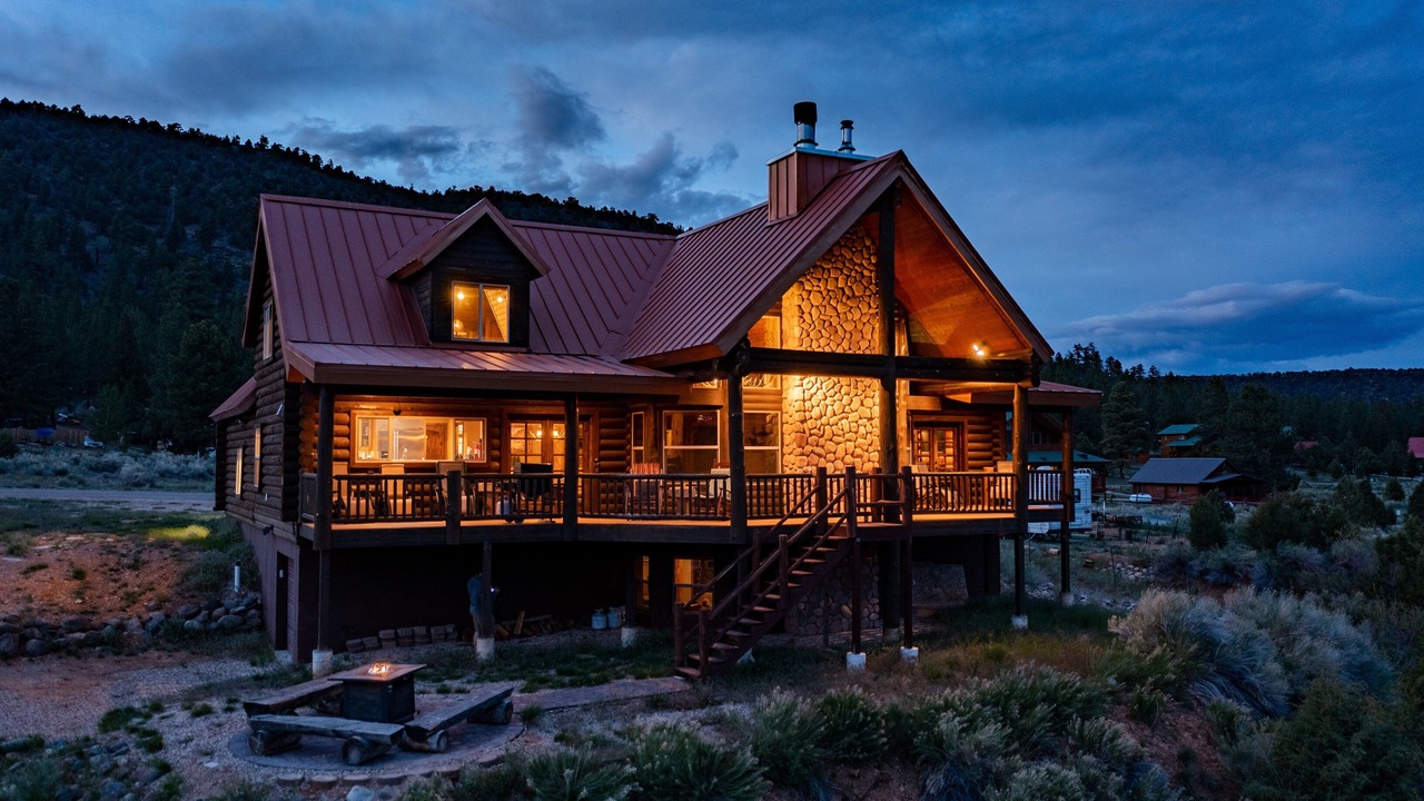 Photo of Outdoor in Mammoth Creek