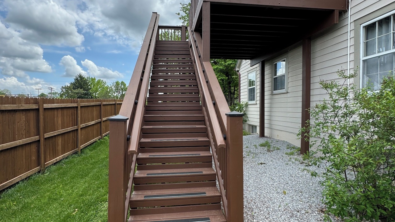 Photo of Outdoor in Walnut Street