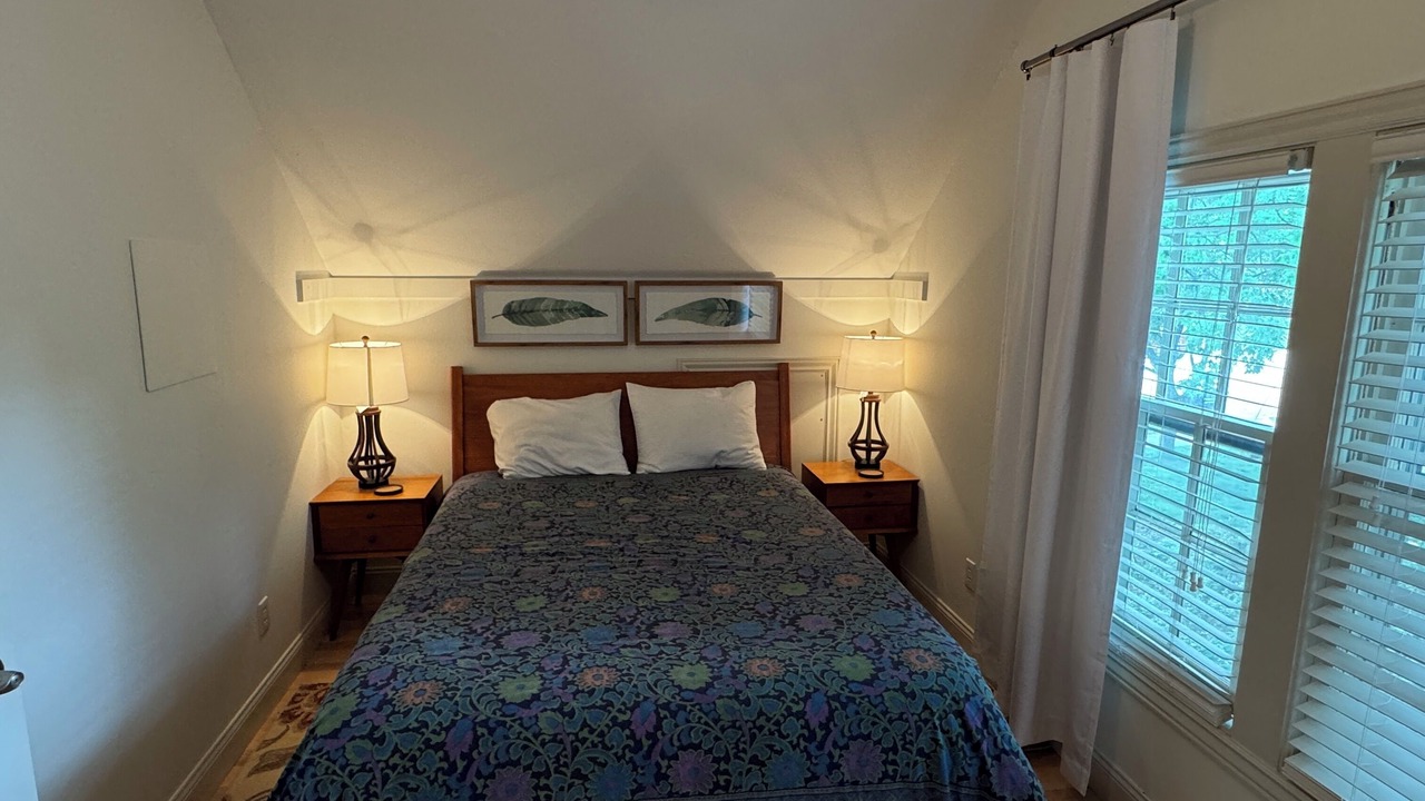 Photo of Bedroom in Walnut Street