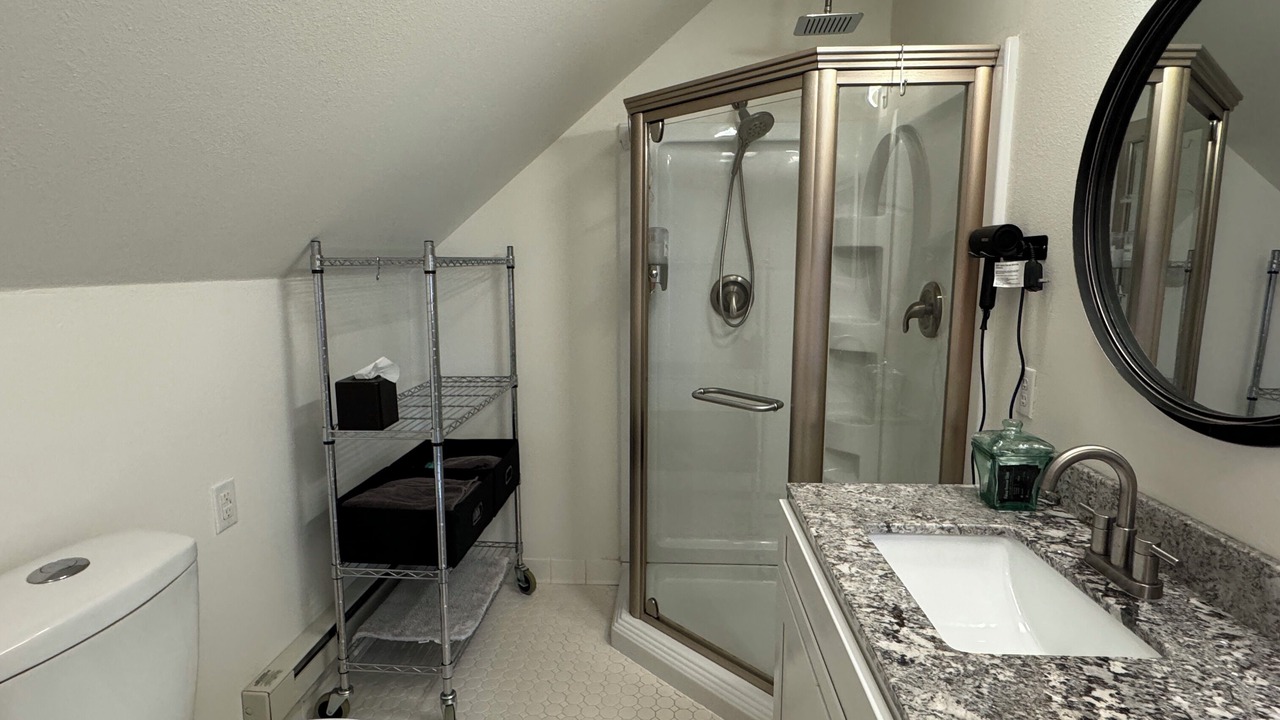 Photo of Bathroom in Walnut Street