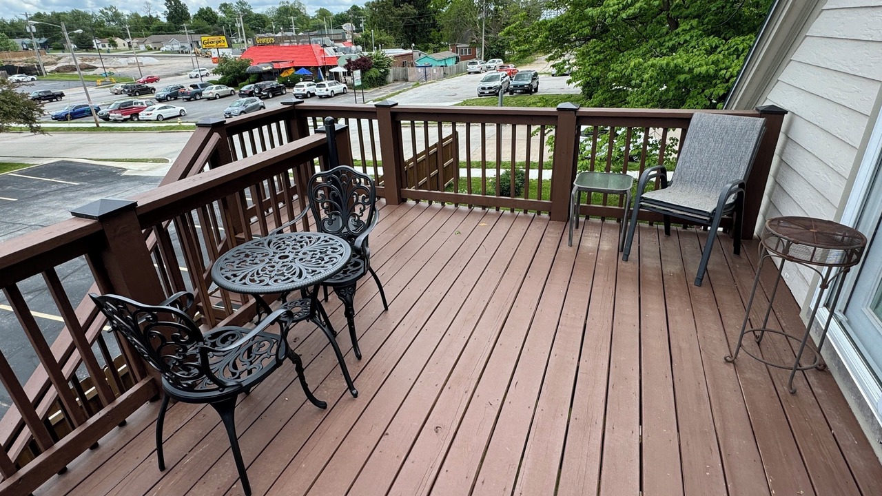 Photo of Outdoor in Walnut Street
