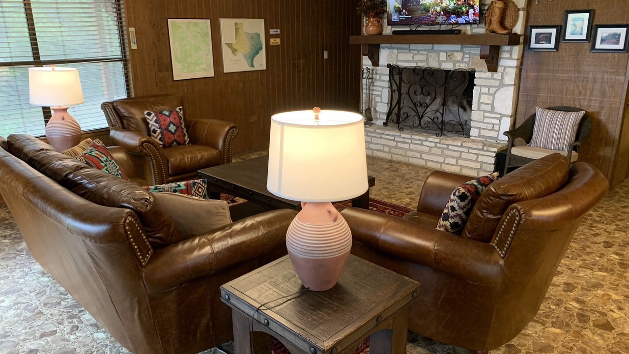 Photo of Livingroom in Barksdale