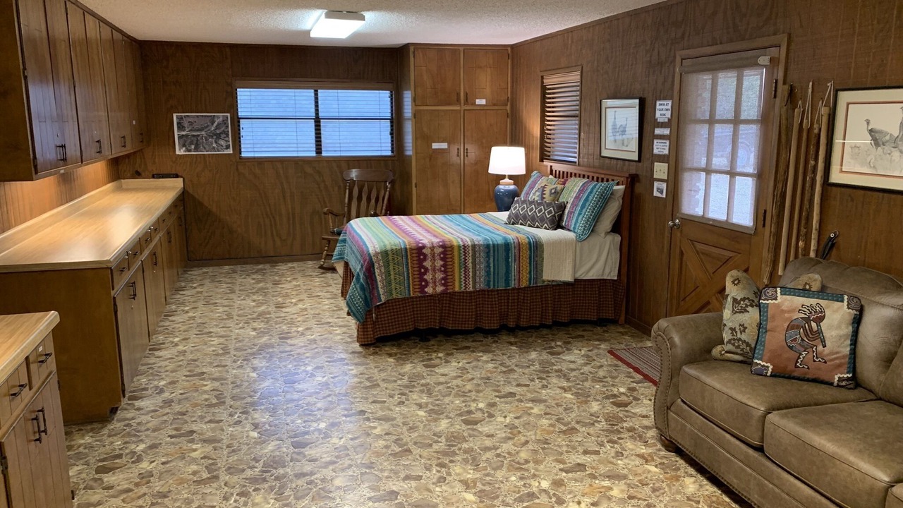 Photo of Bedroom in Barksdale