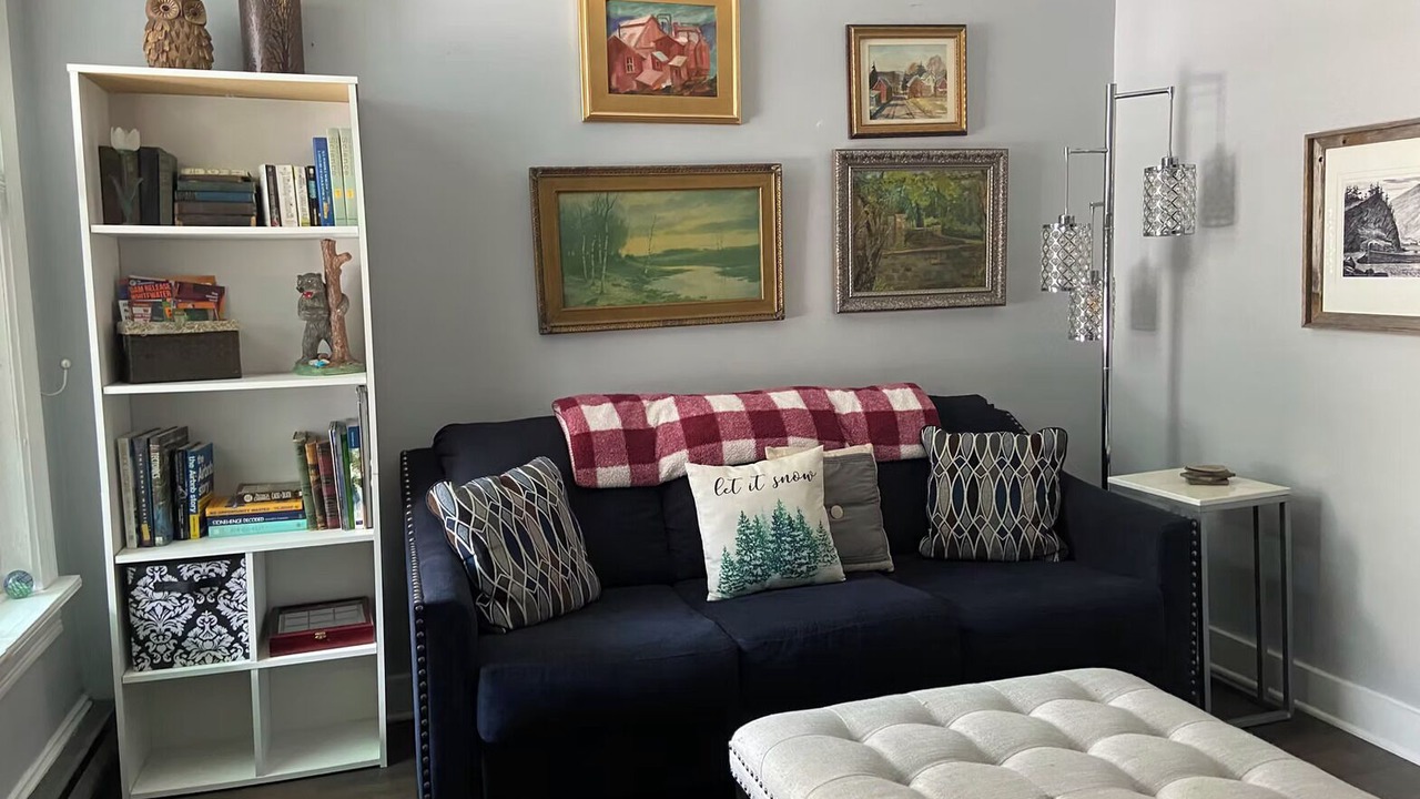 Photo of Livingroom in Ashfield