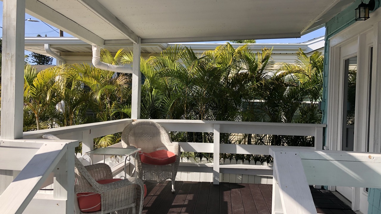 Photo of Patio Balcony in Treasure Island