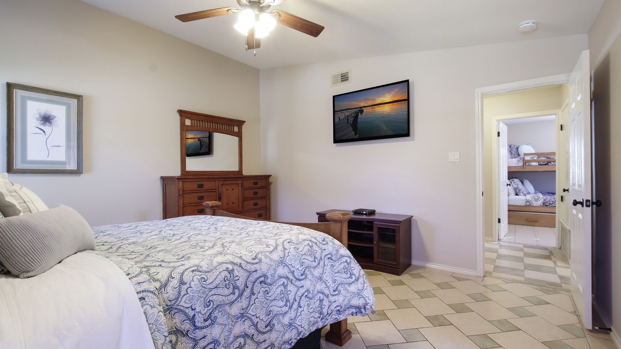 Photo of Bedroom in Great Northwest