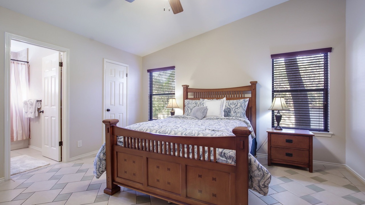 Photo of Bedroom in Great Northwest