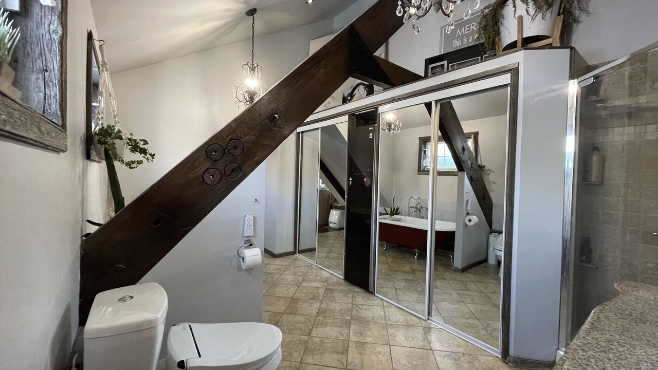Photo of Bathroom in Melville Beach