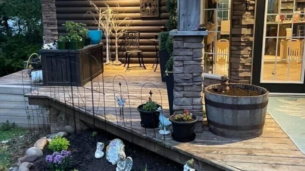 Photo of Patio Balcony in Melville Beach
