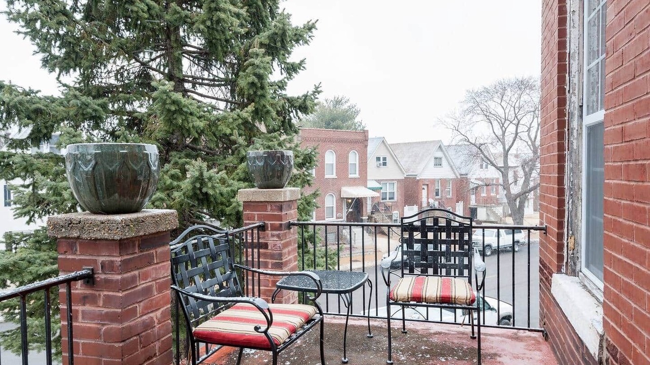 Photo of Patio Balcony in Southwest Garden