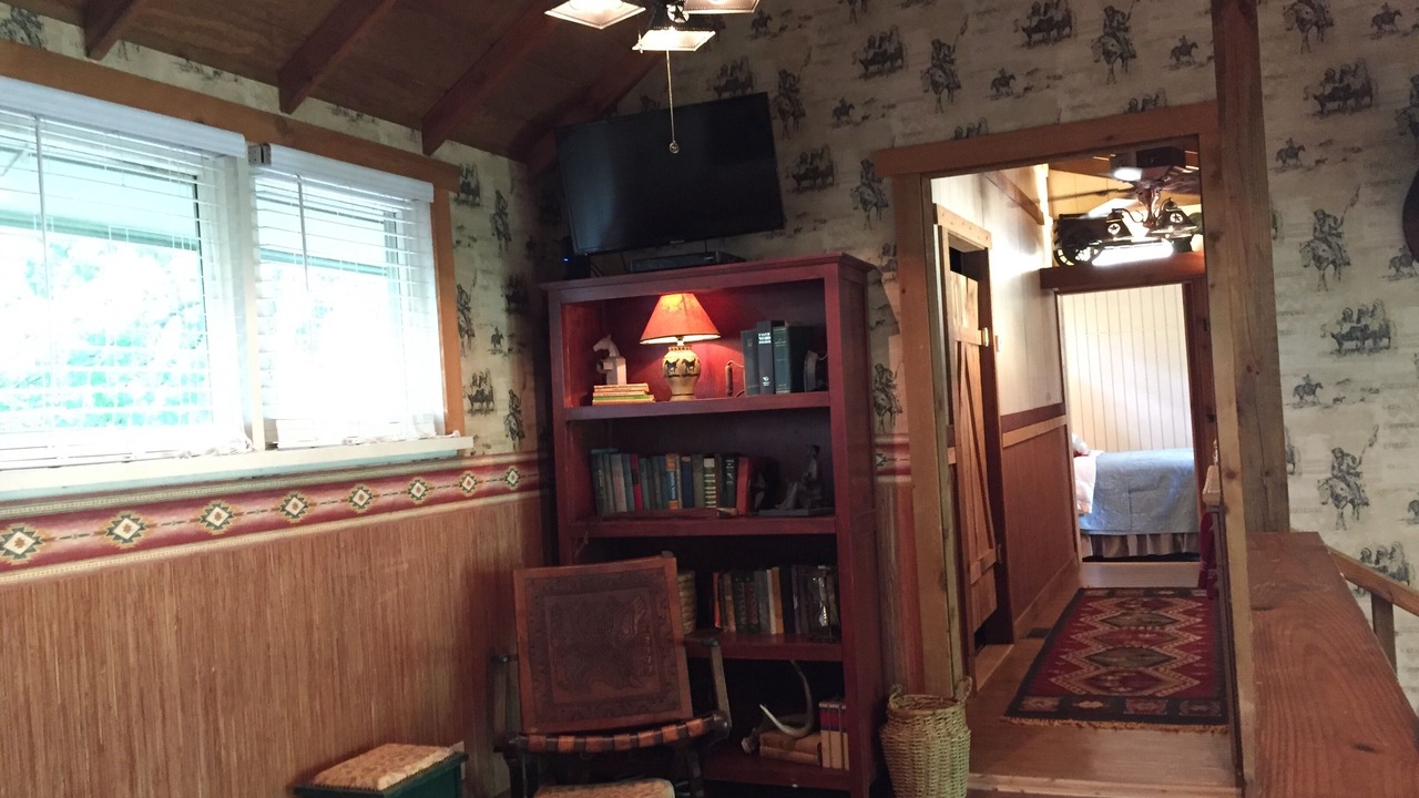 Photo of Bedroom in Harlandale
