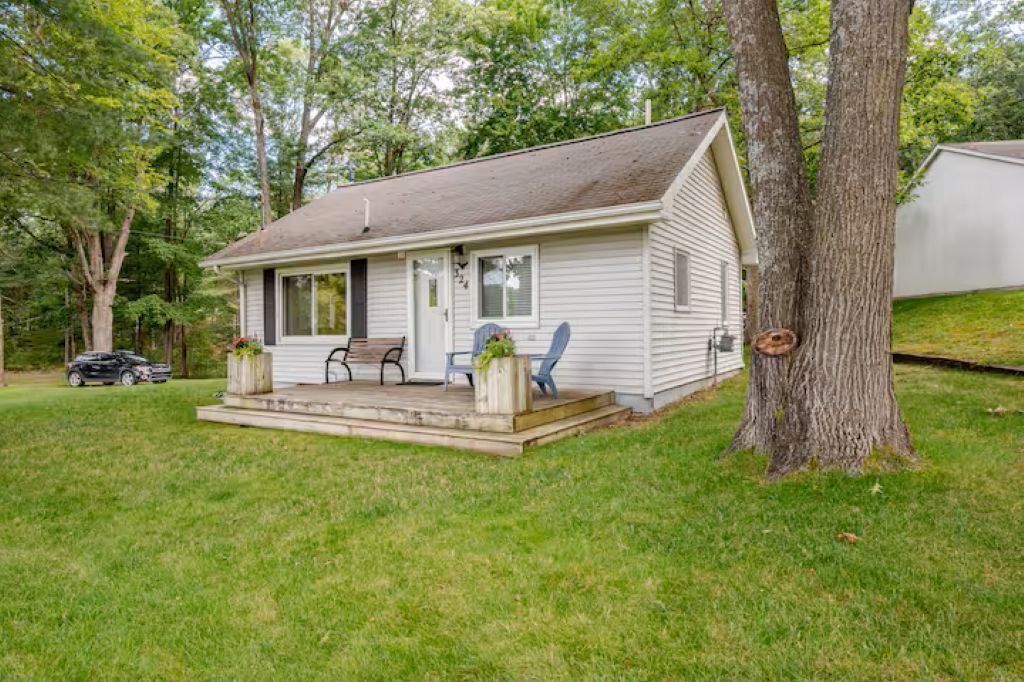 Photo of Outdoor in Mayfield