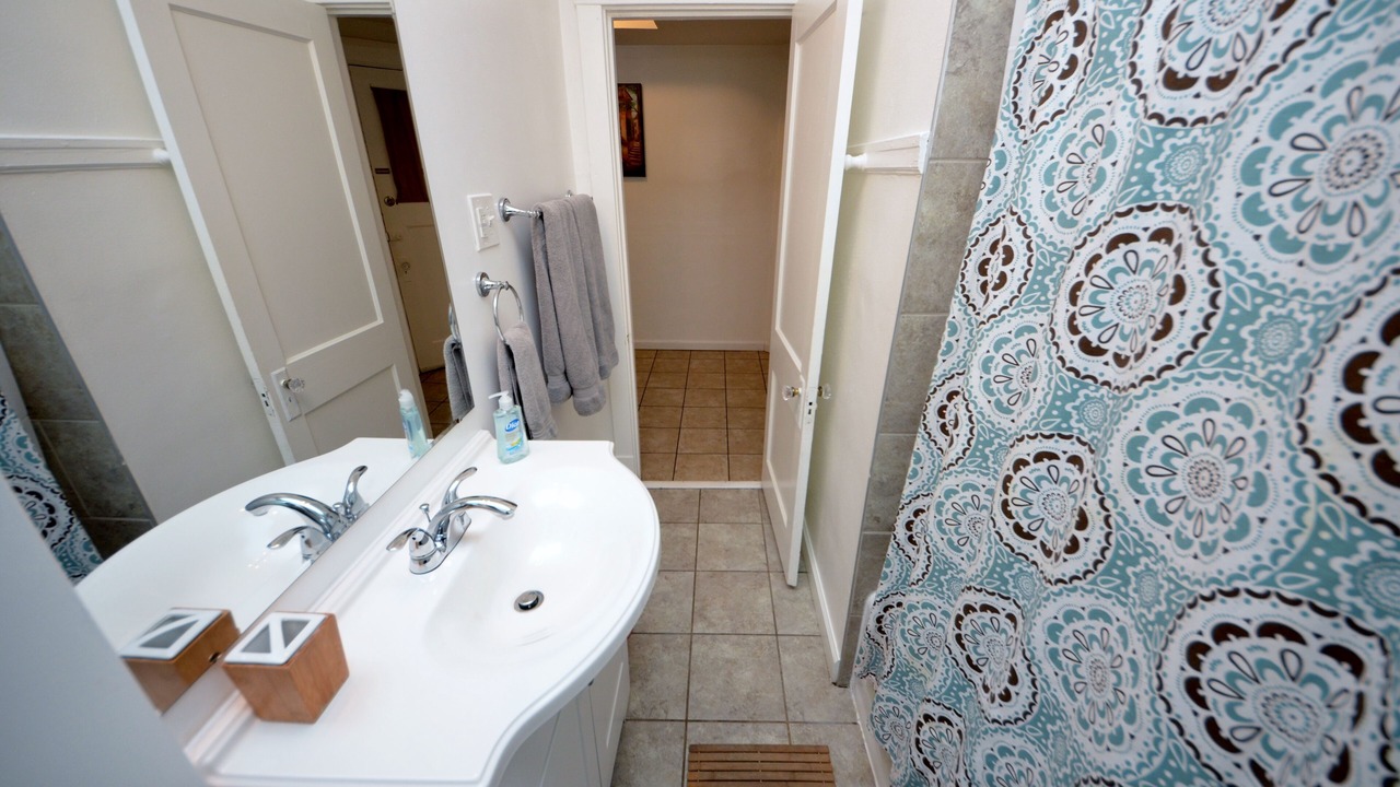 Photo of Bathroom in Southwest Garden