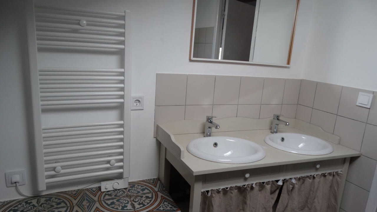 Photo of Bathroom in Saint-Rome-de-Tarn