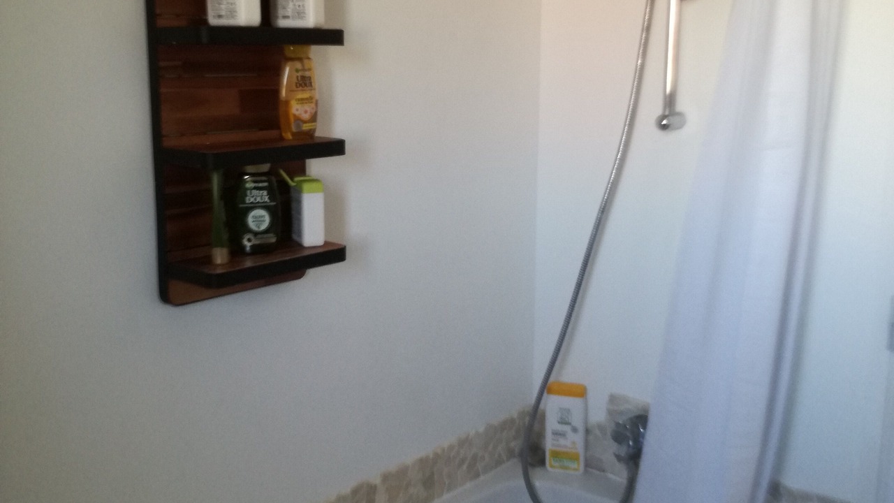 Photo of Bathroom in Vedene
