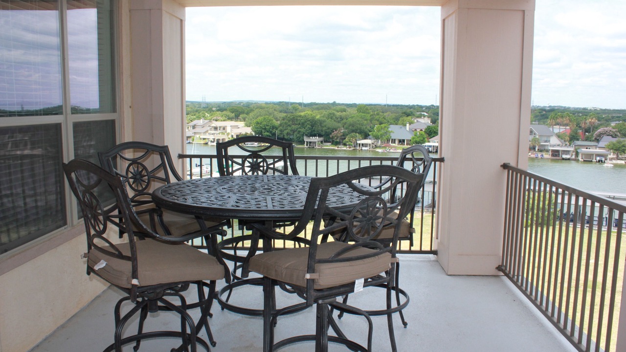 Photo of Patio Balcony in Horseshoe Bay