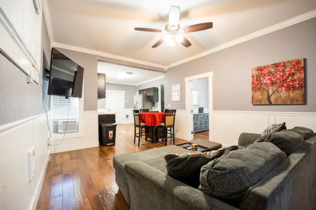 Photo of Livingroom in Hilltop