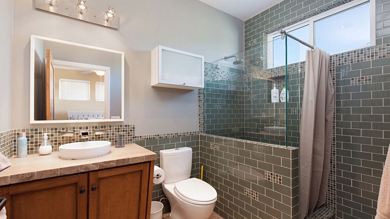 Photo of Bathroom in South Oceanside