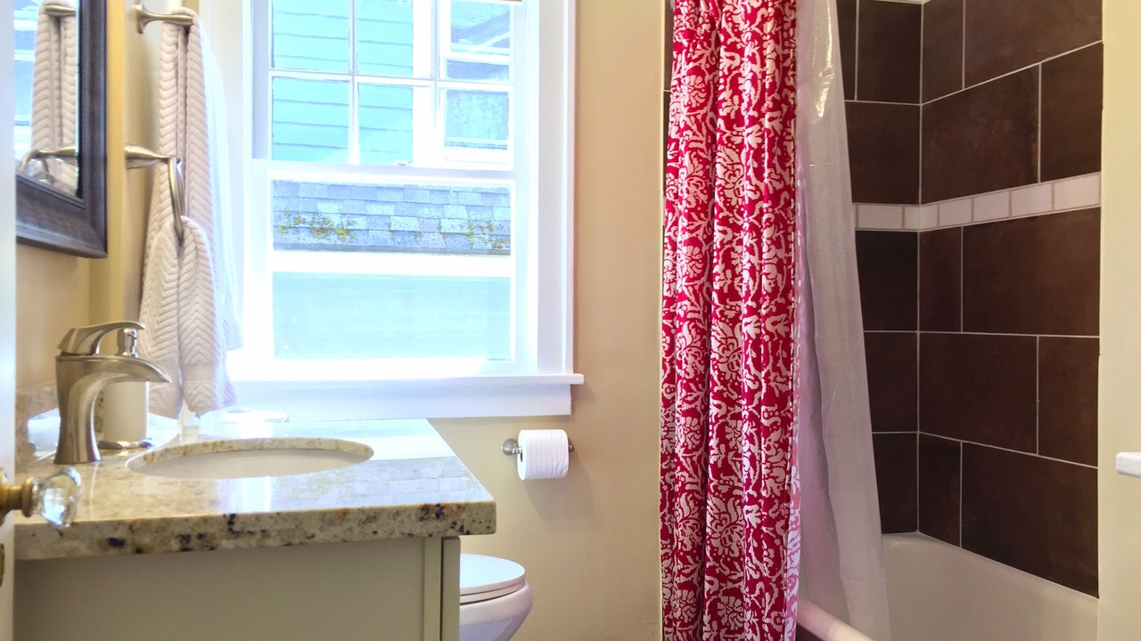 Photo of Bathroom in North Tabor