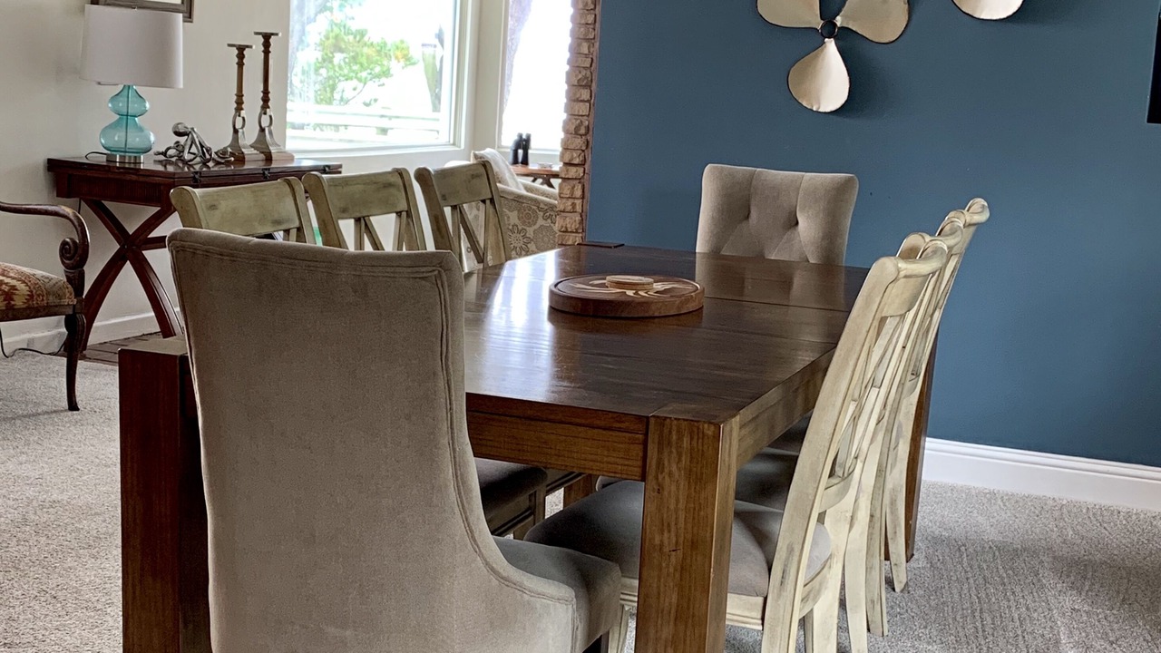 Photo of Livingroom in Crescent City North