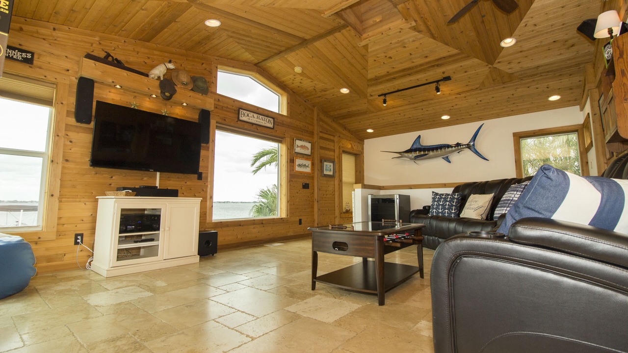 Photo of Bedroom in Caloosahatchee