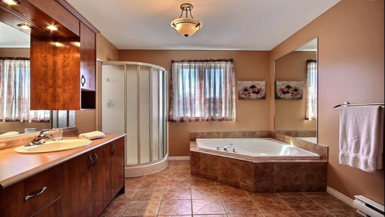 Photo of Bathroom in L'Ancienne-Lorette