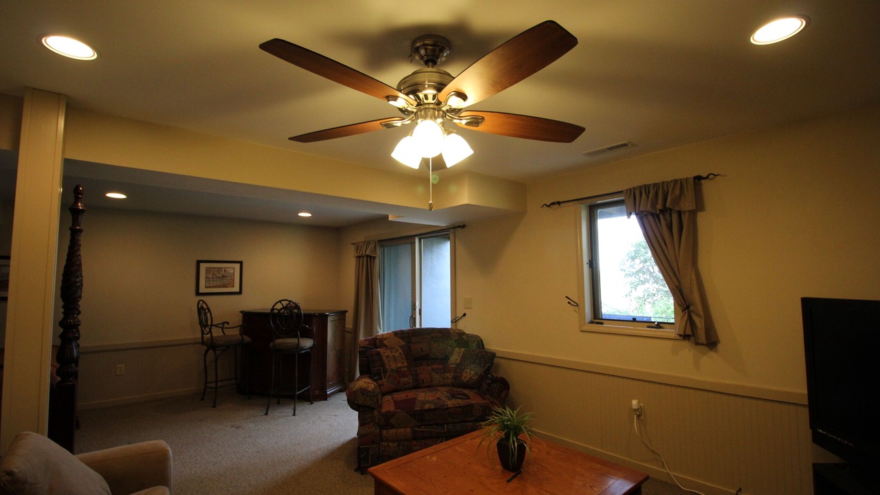Photo of Livingroom in Huddleston