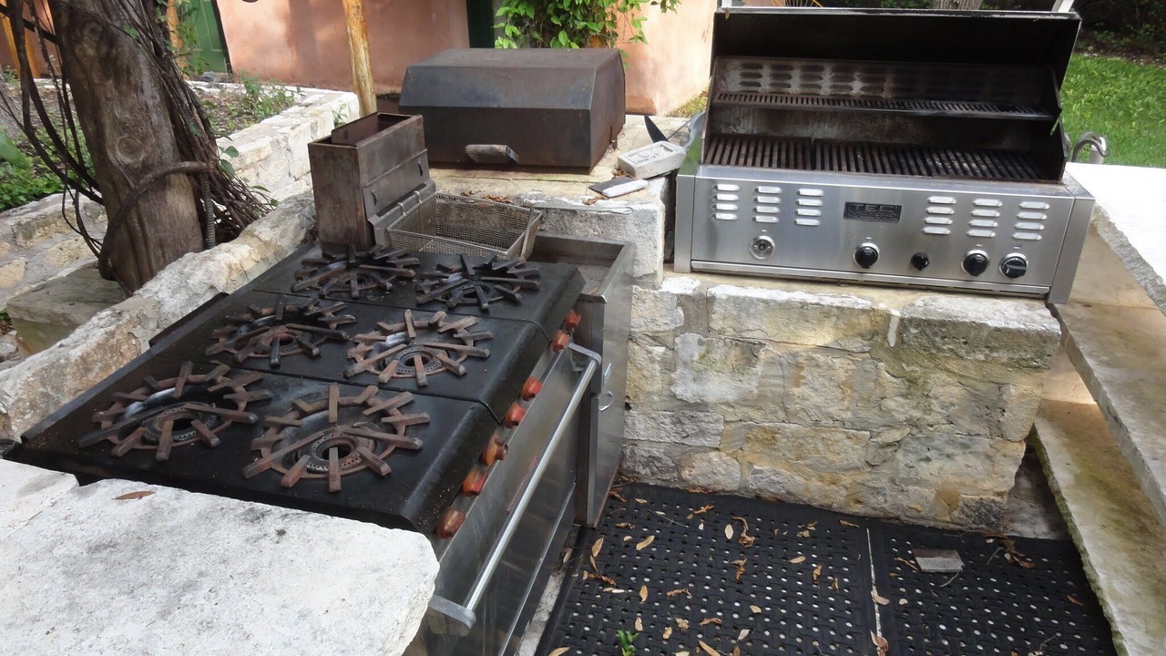 Photo of Outdoor in Hudson Bend