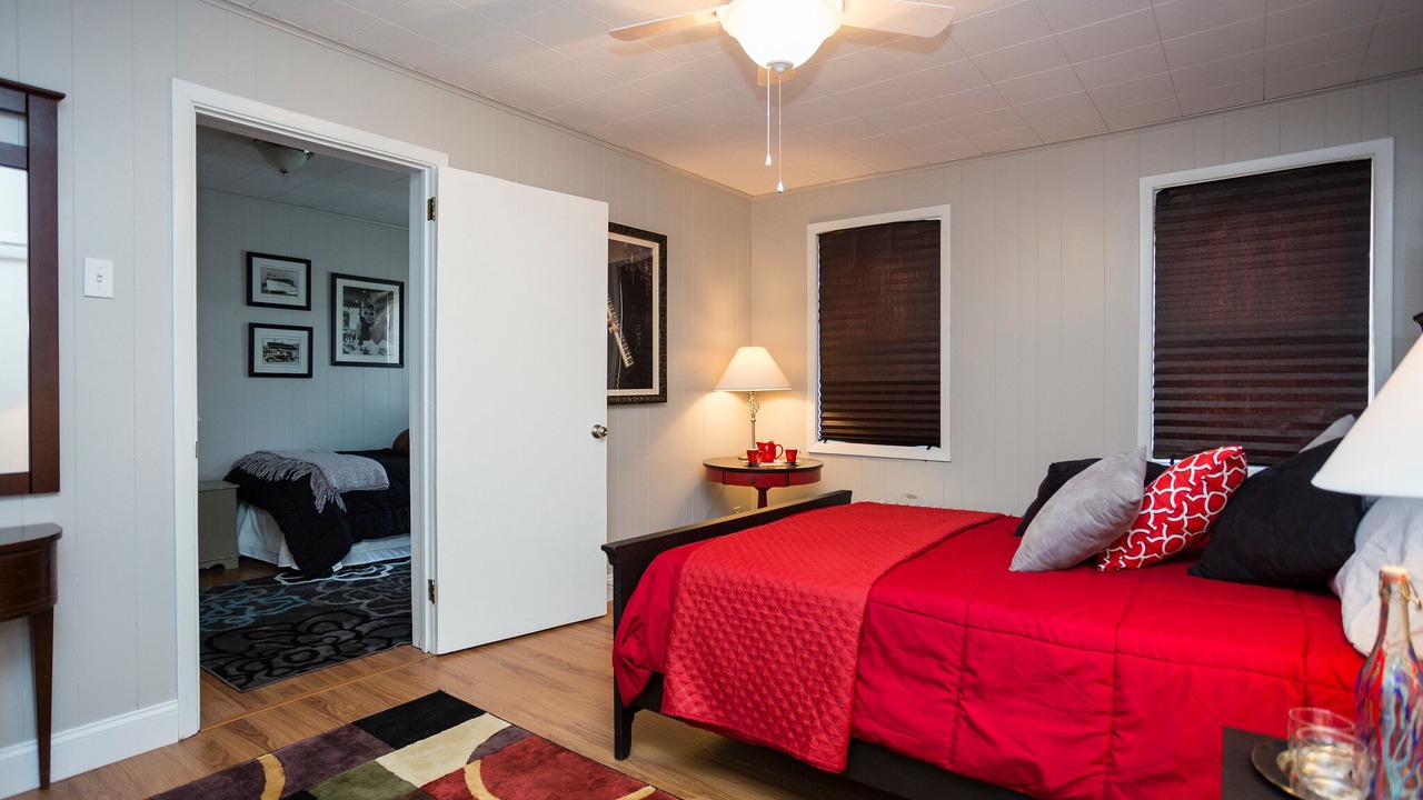 Photo of Bedroom in South Side Flats