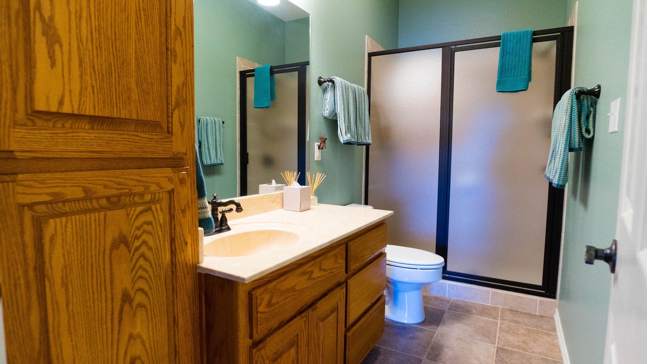 Photo of Bathroom in Kingsland