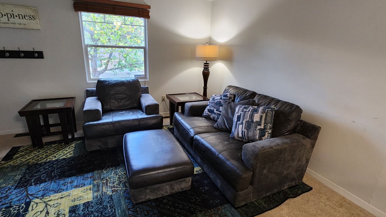 Photo of Livingroom in Karns