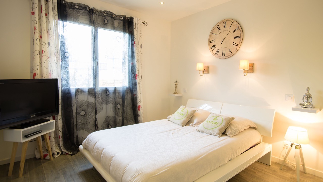 Photo of Bedroom in Treguidel