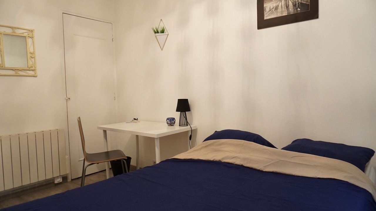 Photo of Bedroom in Hopitaux-Facultes
