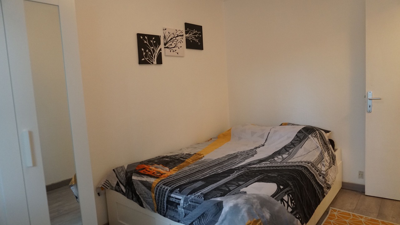 Photo of Bedroom in Hopitaux-Facultes