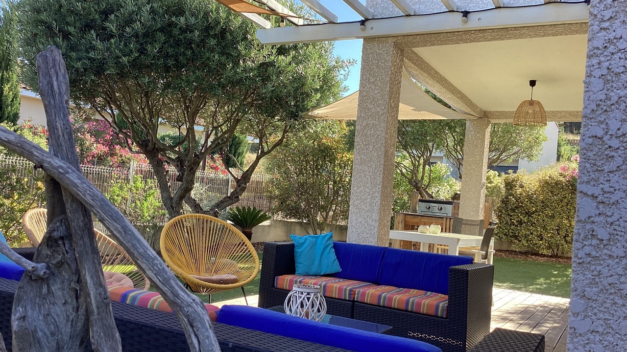 Photo of Patio Balcony in La Palme