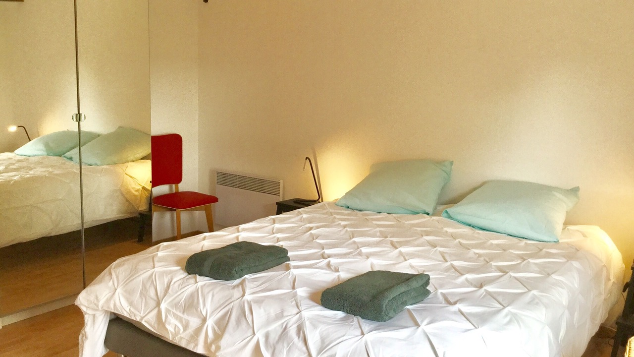 Photo of Bedroom in Saint-Pey-d'Armens