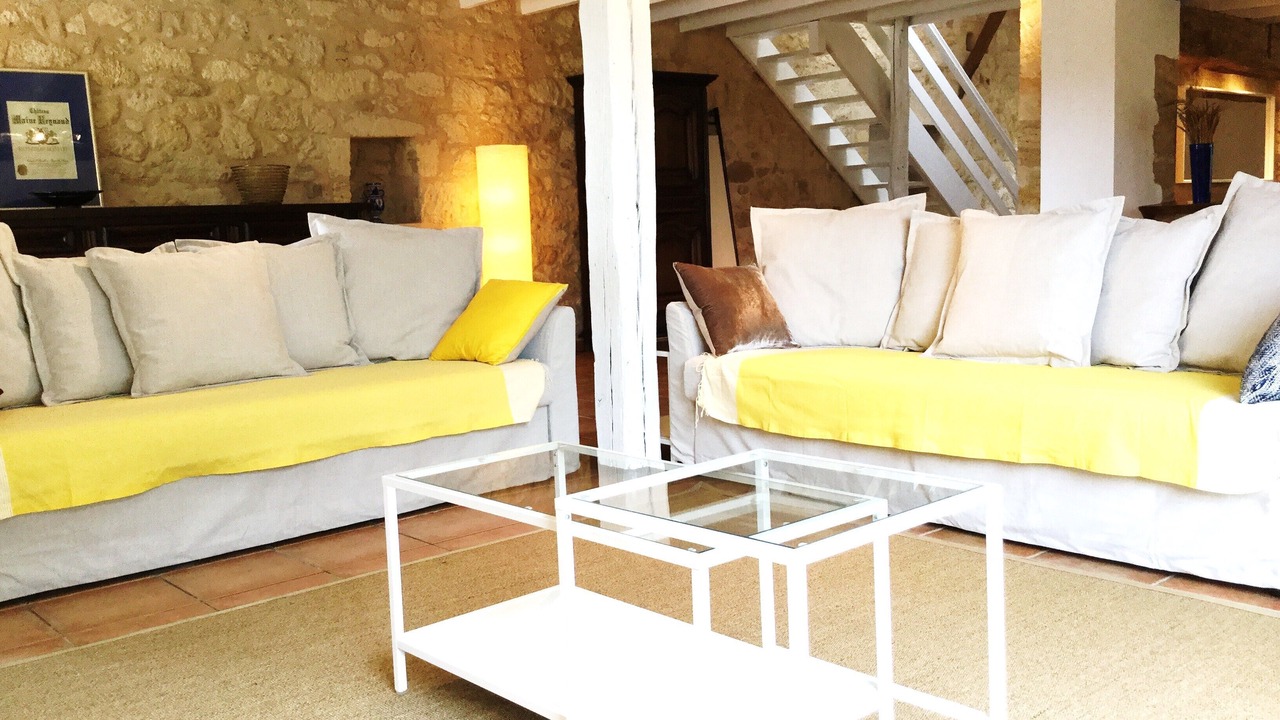 Photo of Livingroom in Saint-Pey-d'Armens