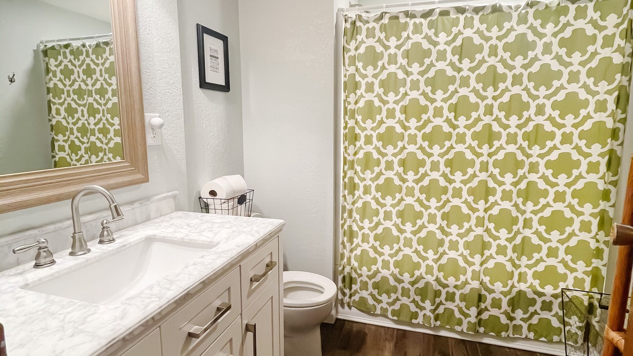 Photo of Bathroom in Lonergan