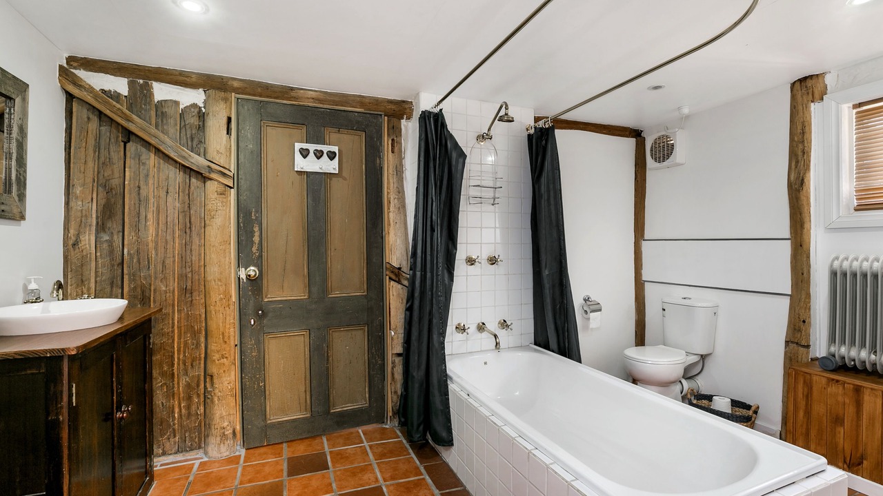 Photo of Bathroom in Taradale