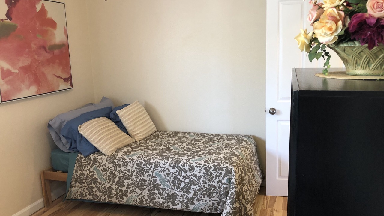 Photo of Bedroom in South Oceanside