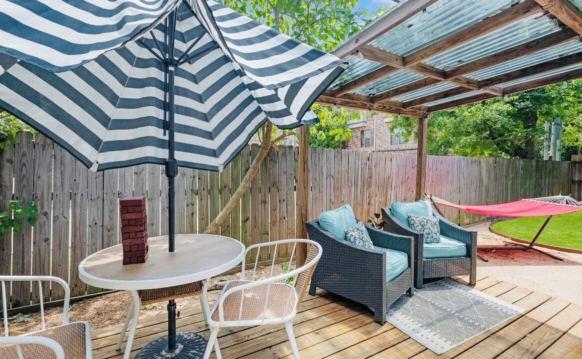 Photo of Outdoor in College Hills Estates
