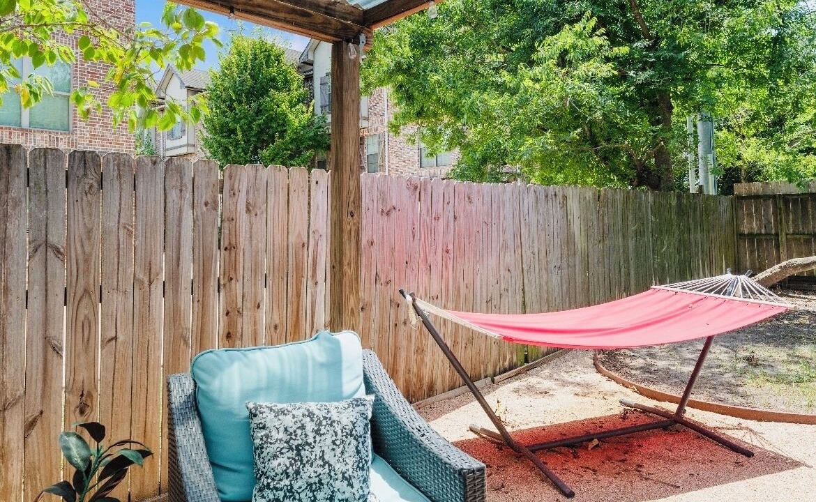 Photo of Patio Balcony in College Hills Estates