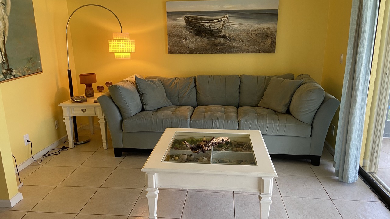 Photo of Livingroom in Deerfield Beach